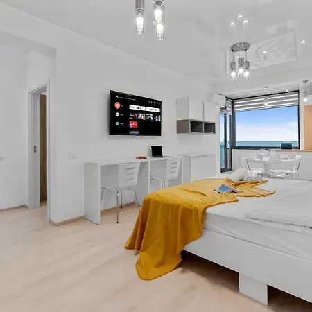 Apartment 2bdr With Sea View & Pool Access