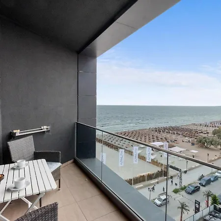 Apartment 2bdr With Sea View & Pool Access *